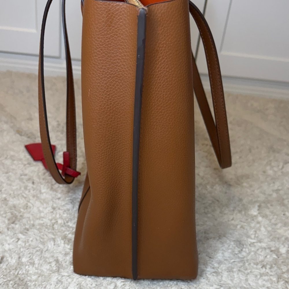 Tory Burch Perry Triple Compartment Tan Leather Tote with Red Accent - Picture 4 of 16